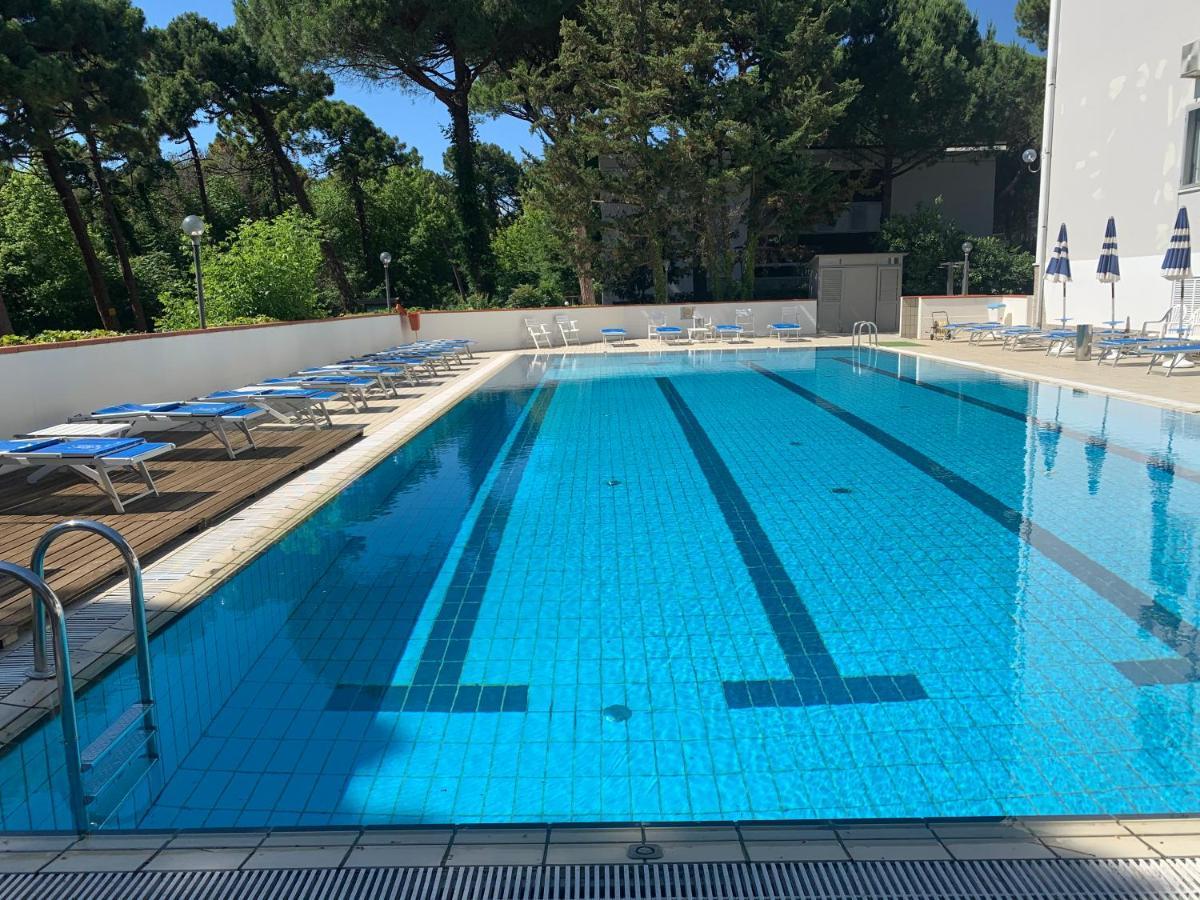 G&D Hotel Deanna Pool&Brunch Milano Marittima Eksteriør billede