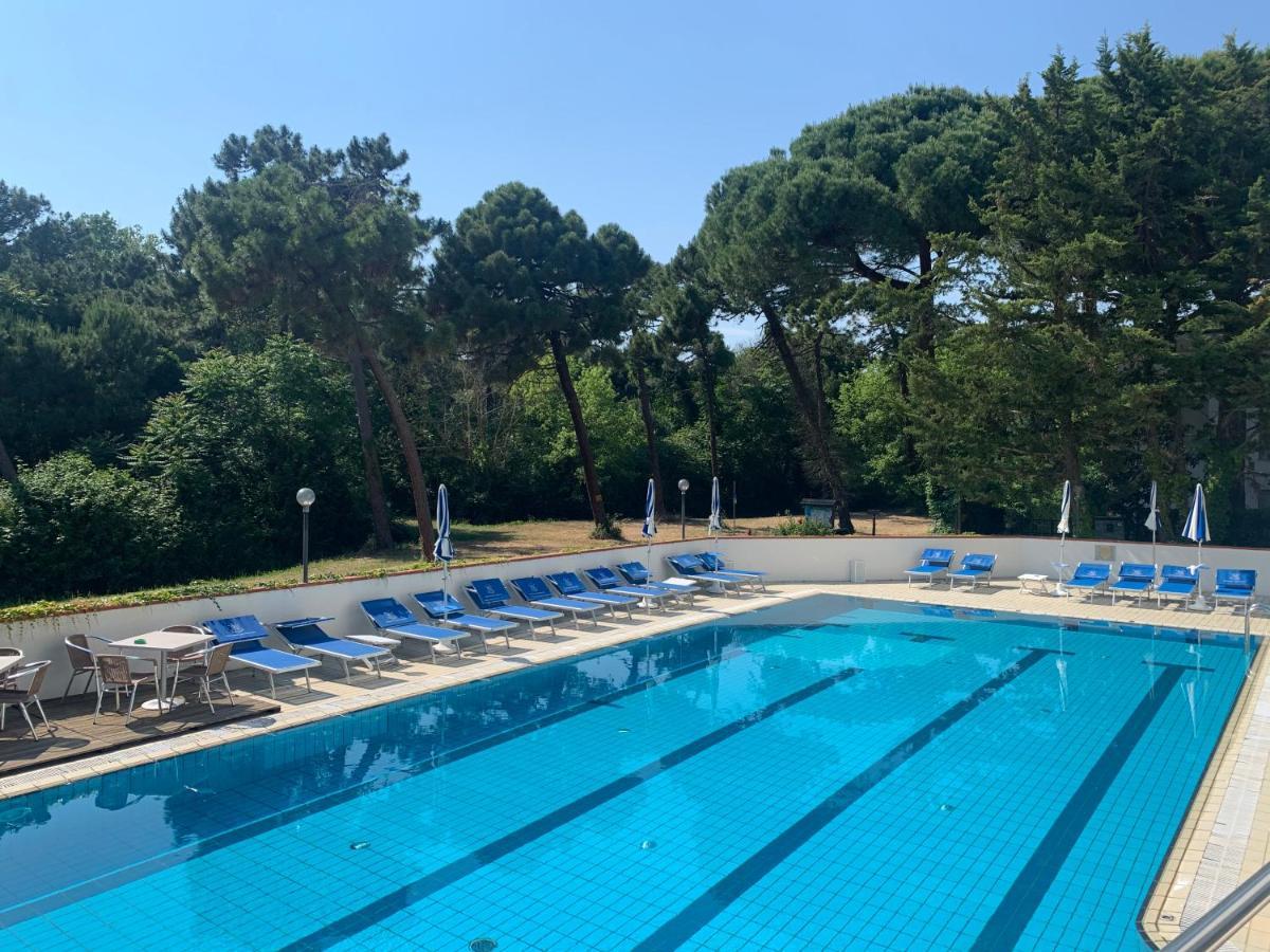 G&D Hotel Deanna Pool&Brunch Milano Marittima Eksteriør billede