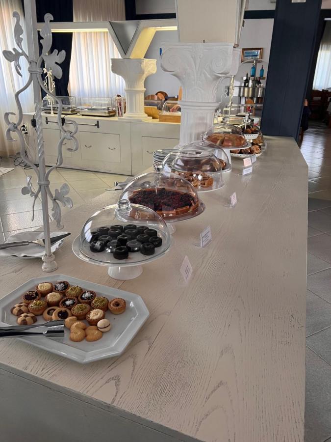G&D Hotel Deanna Pool&Brunch Milano Marittima Eksteriør billede