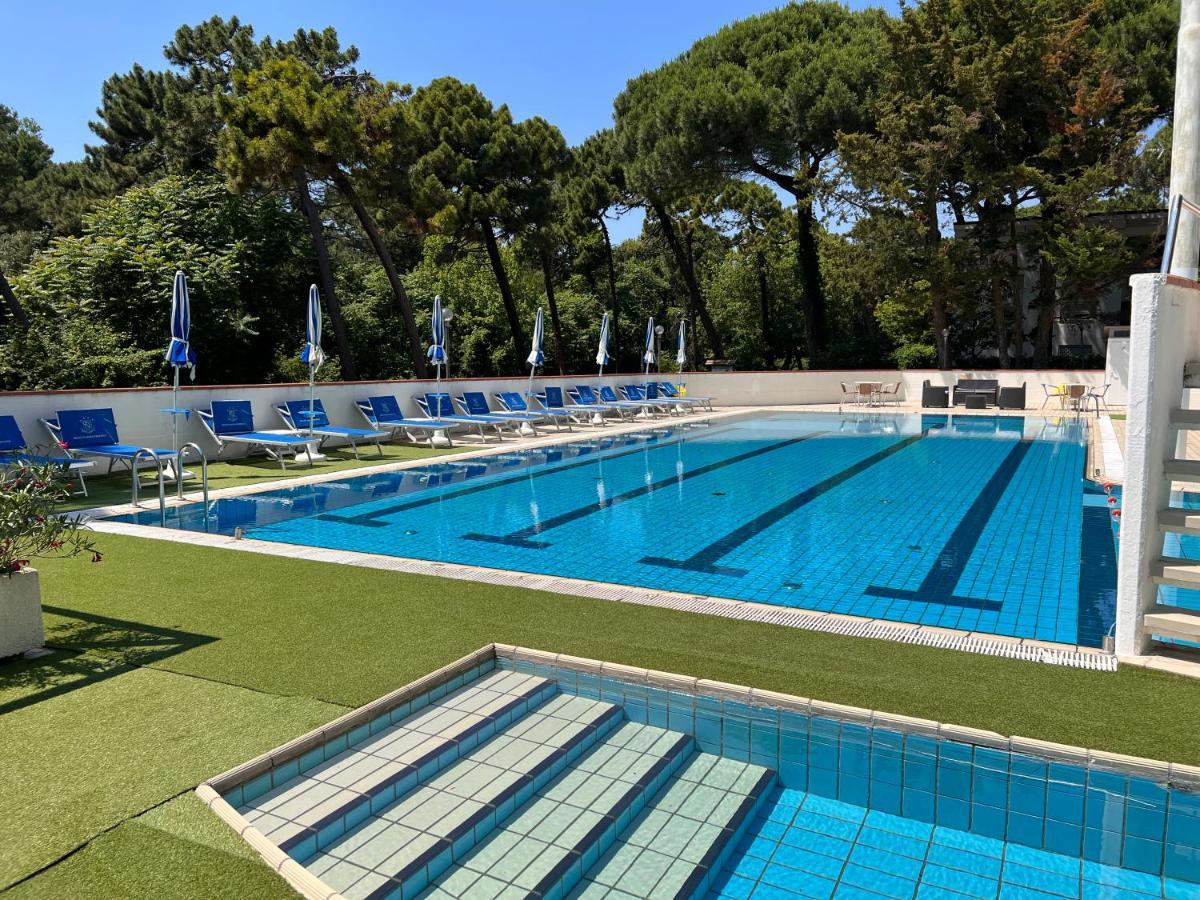 G&D Hotel Deanna Pool&Brunch Milano Marittima Eksteriør billede